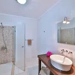 Nane Villa